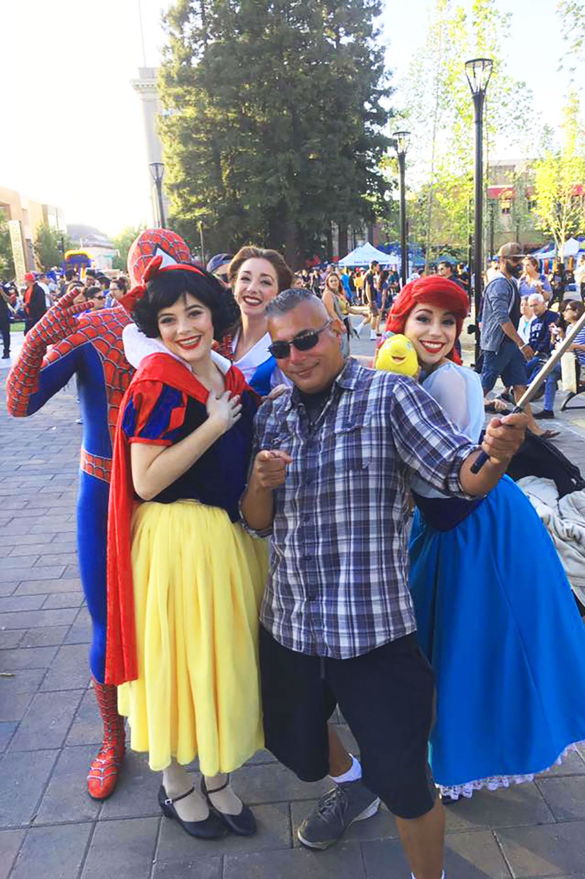 Santa Rosa WEDNESDAY NIGHT MARKET-princesses