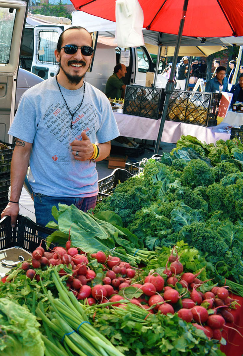 santa rosa Wednesday night market Farm stand vendor