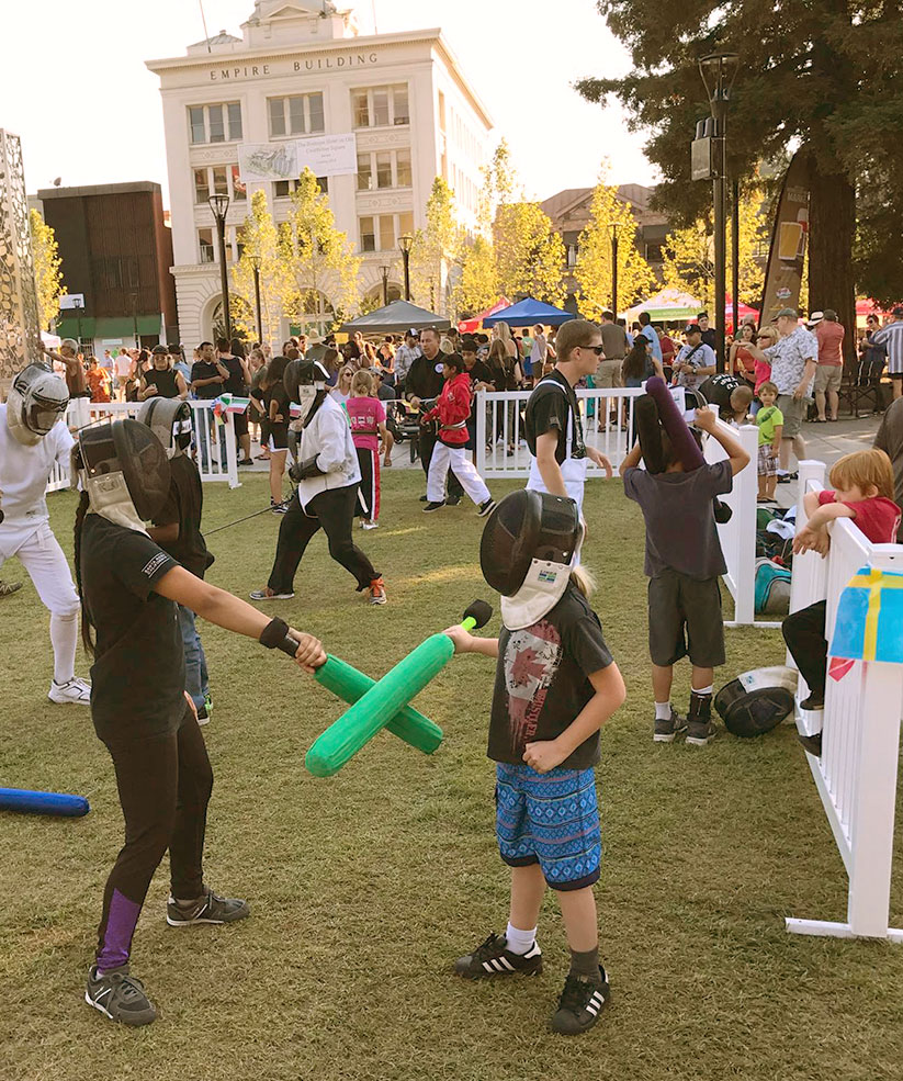 wednesday-night-market-activities--kids-zone-40320_n